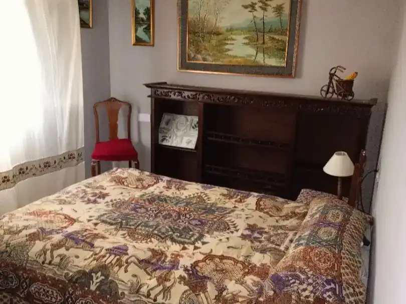 Habitación de Casa adosada en venta en Valdeobispo con Trastero y Amueblado