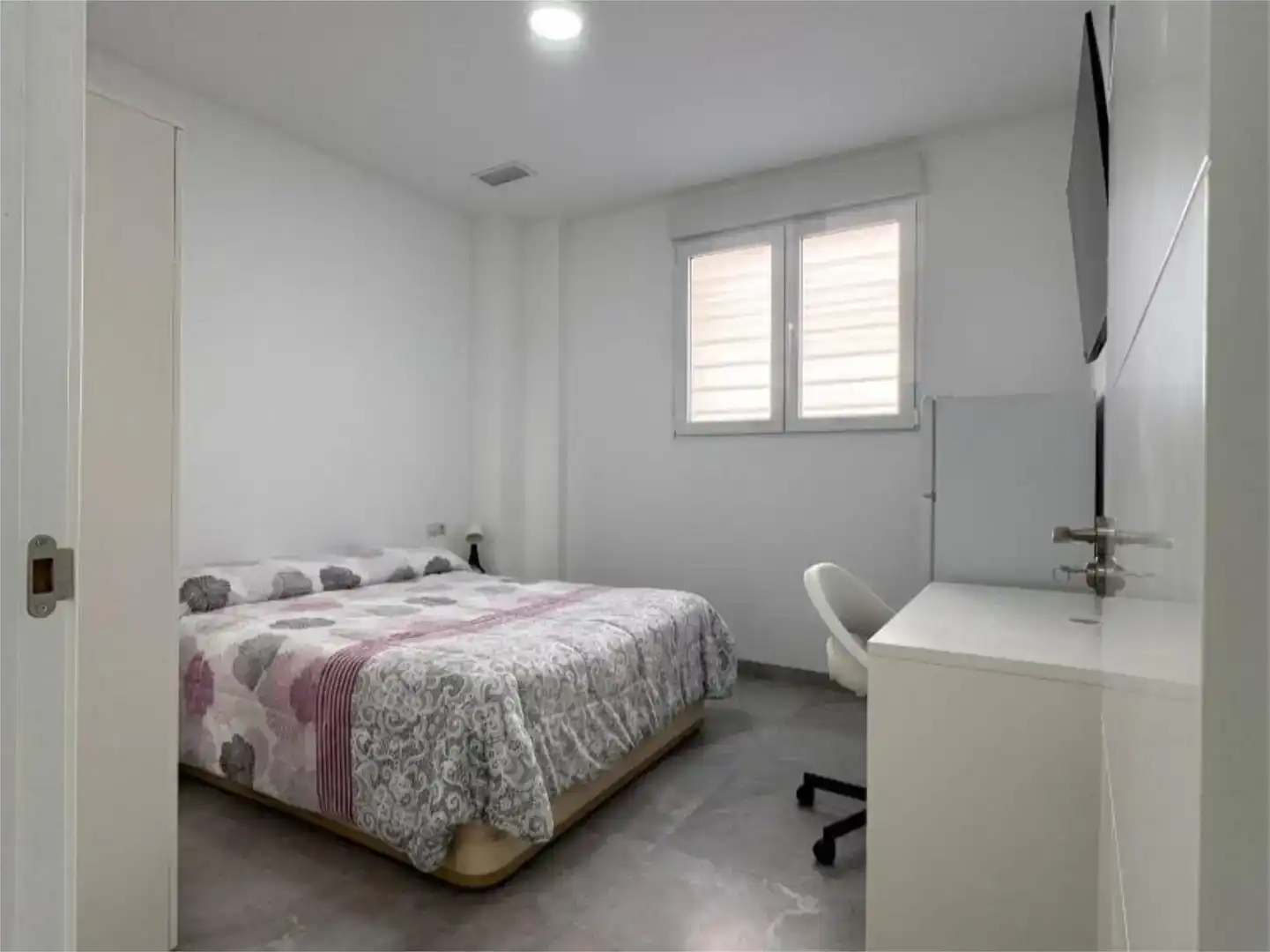 Schlafzimmer von Erdgeschoss zur untervermieten in Elche / Elx mit Klimaanlage und Möbliert