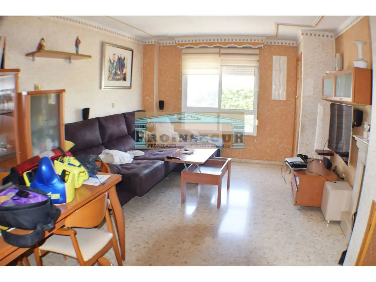 Sala d'estar de Casa o xalet en venda en Cártama amb Aire condicionat, Terrassa i Moblat