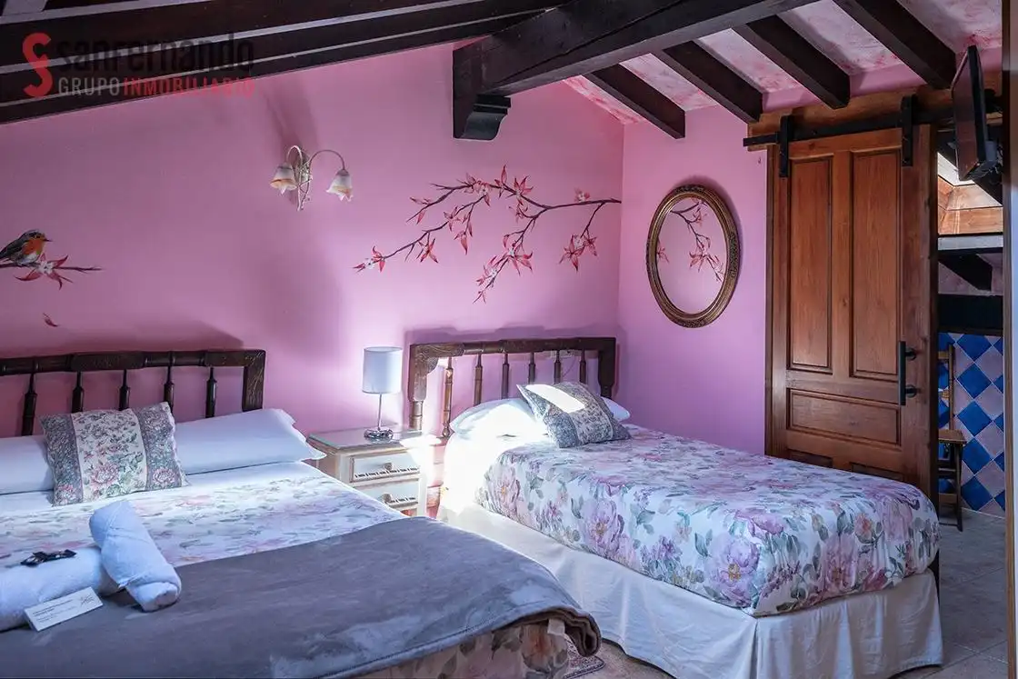 Habitación de Edificio en venta en Mazcuerras