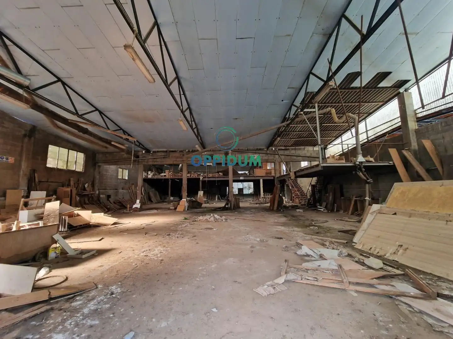 Industrial buildings for sale in Touro