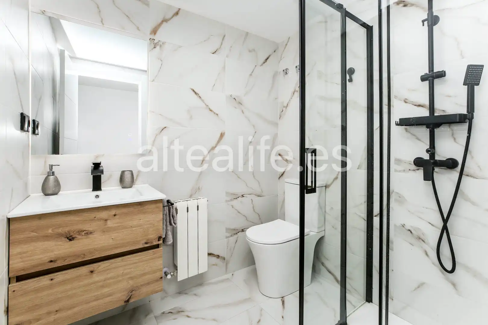 Badezimmer von Wohnungen zur Miete in Altea mit Klimaanlage, Heizung und Terrasse