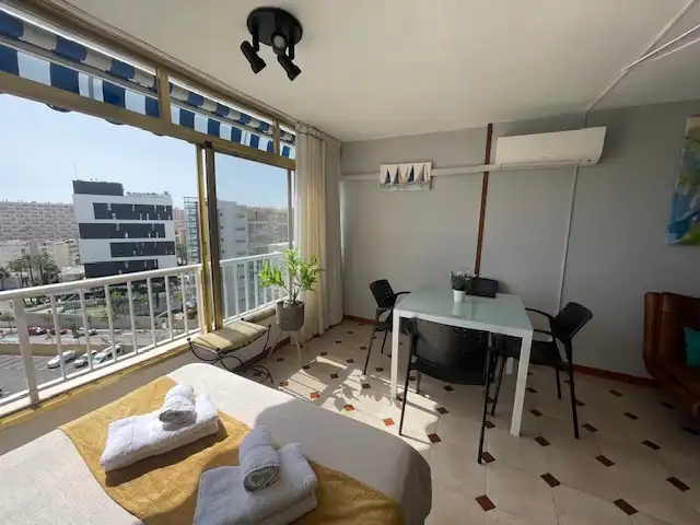 Estudio de alquiler en Avenida Benidorm, Playa de San Juan