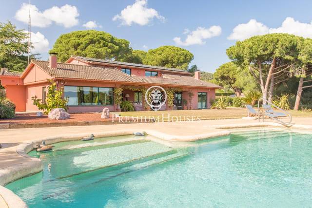 Casa-chalet en Alquiler en Centre