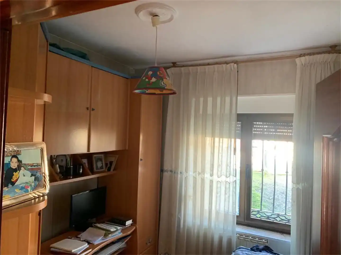 Sala de estar de Planta baja en venta en Lena con Jardín privado, Trastero y Amueblado