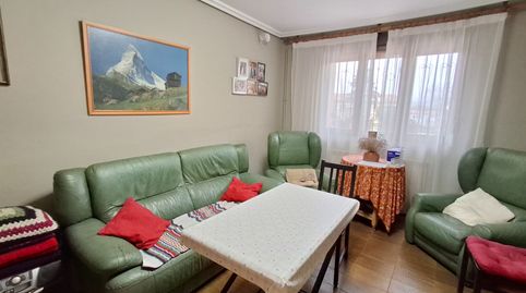 Bonita casa en Venta en CORERA, oportunidad de mercado, CASA de 132m2 de 3 plantas consta de salón,  merendero con chimenea, 7 hab, imatge 3