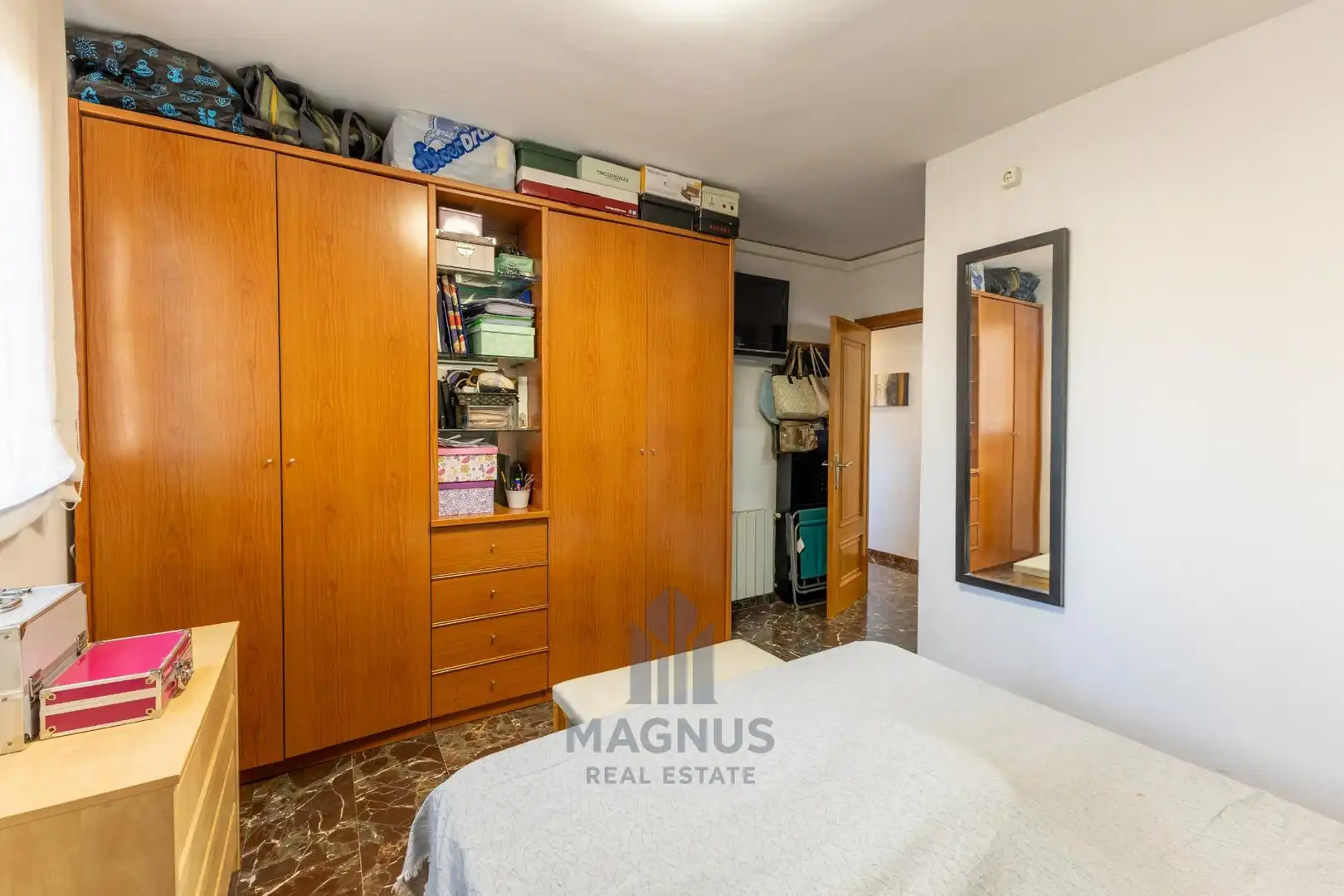 Habitación de Piso en venta en Valencia con Aire acondicionado, Calefacción y Balcón