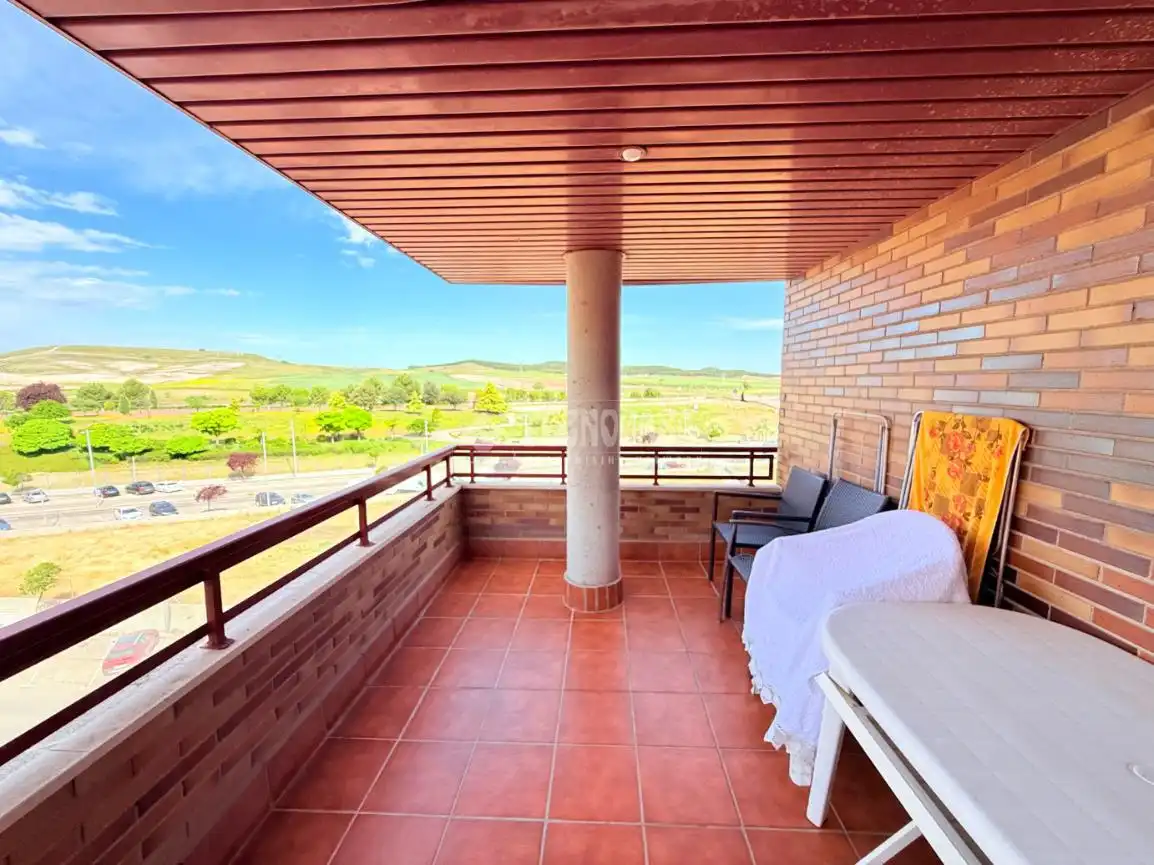 Terraza de Piso en venta en Seseña con Calefacción, Terraza y Balcón