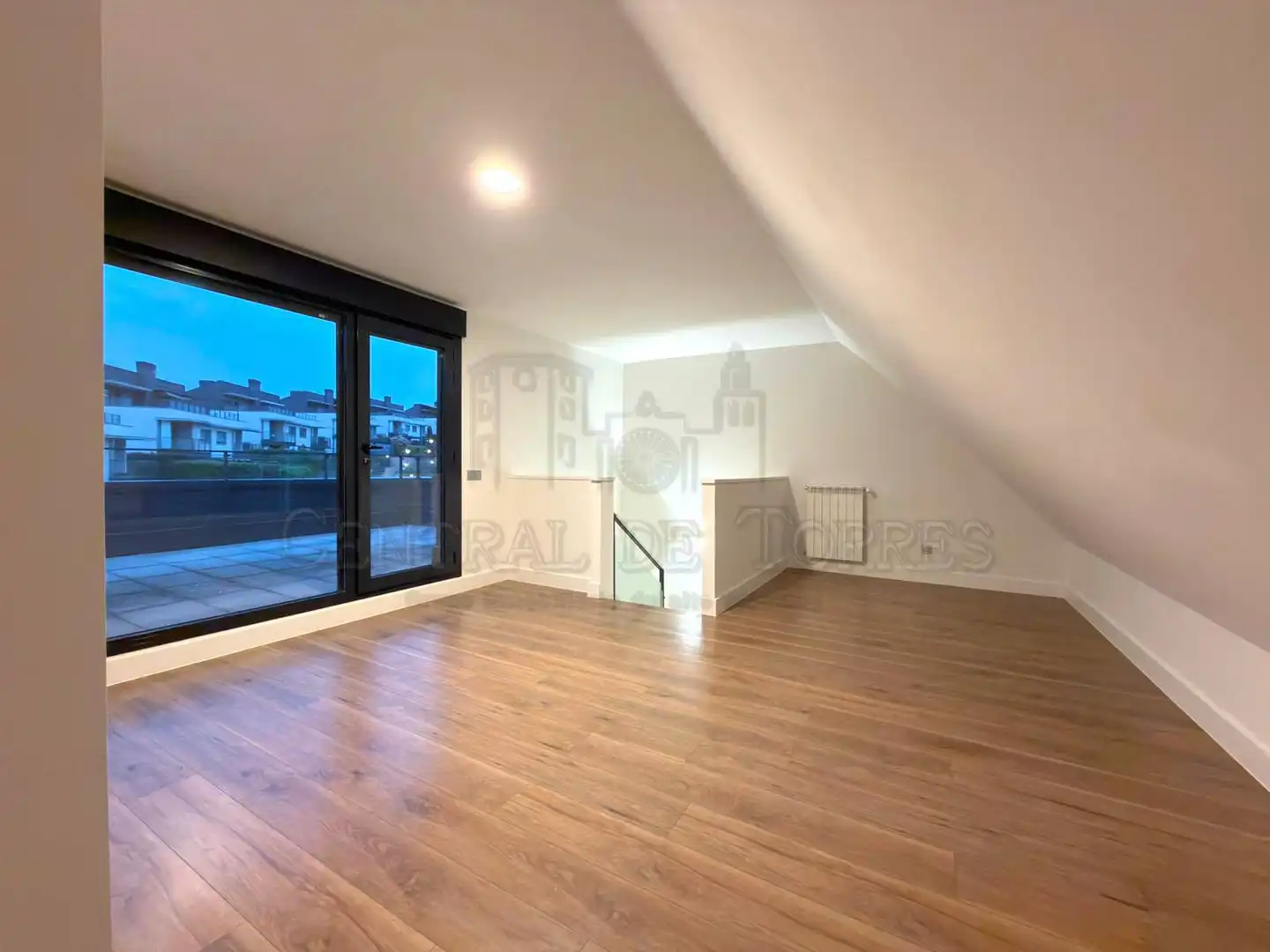 Detached homes for rent in Calle Francisco de Vitoria, Valenoso