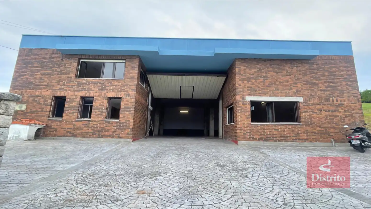 Exterior view of Industrial buildings for rent in Camargo