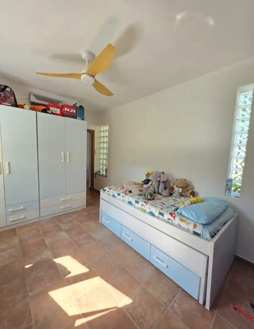 Schlafzimmer von Haus oder Chalet zum Verkauf in Sant Fost de Campsentelles mit Heizung, Privatgarten und Abstellraum