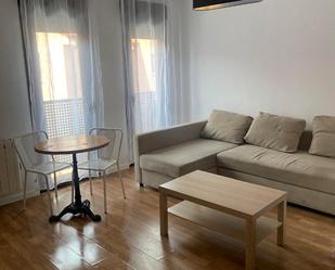 Sala d'estar de Dúplex de lloguer en Illescas amb Calefacció, Parquet i Traster