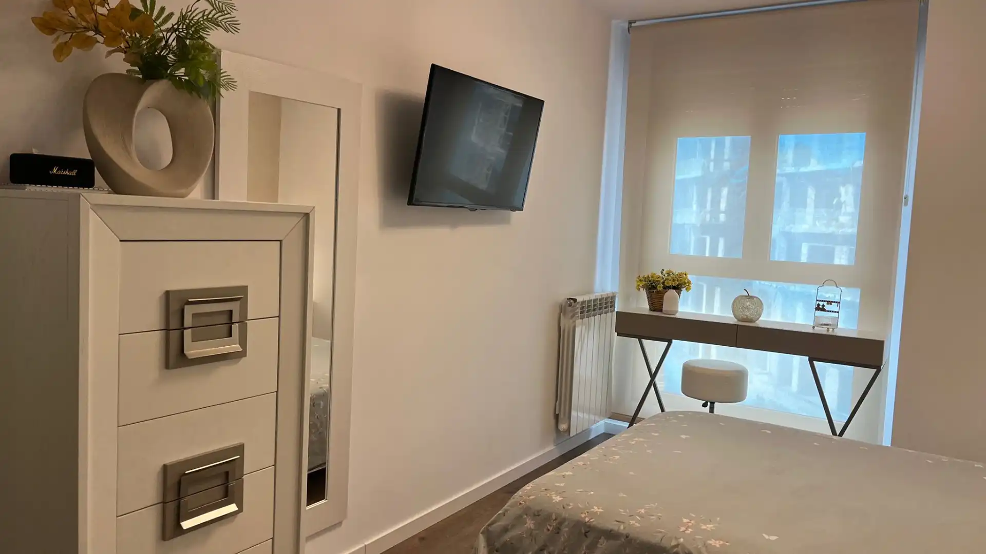 Habitación de Ático en venta en Valencia con Aire acondicionado, Calefacción y Jardín privado