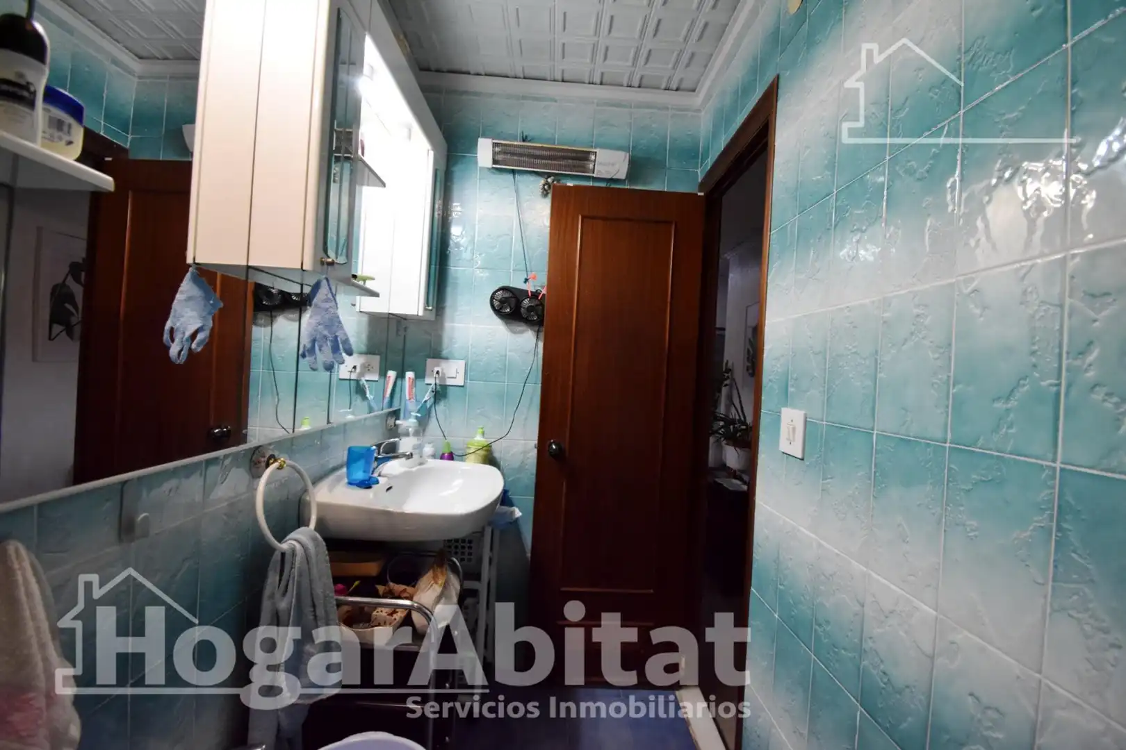 Baño de Piso en venta en Almoines con Aire acondicionado