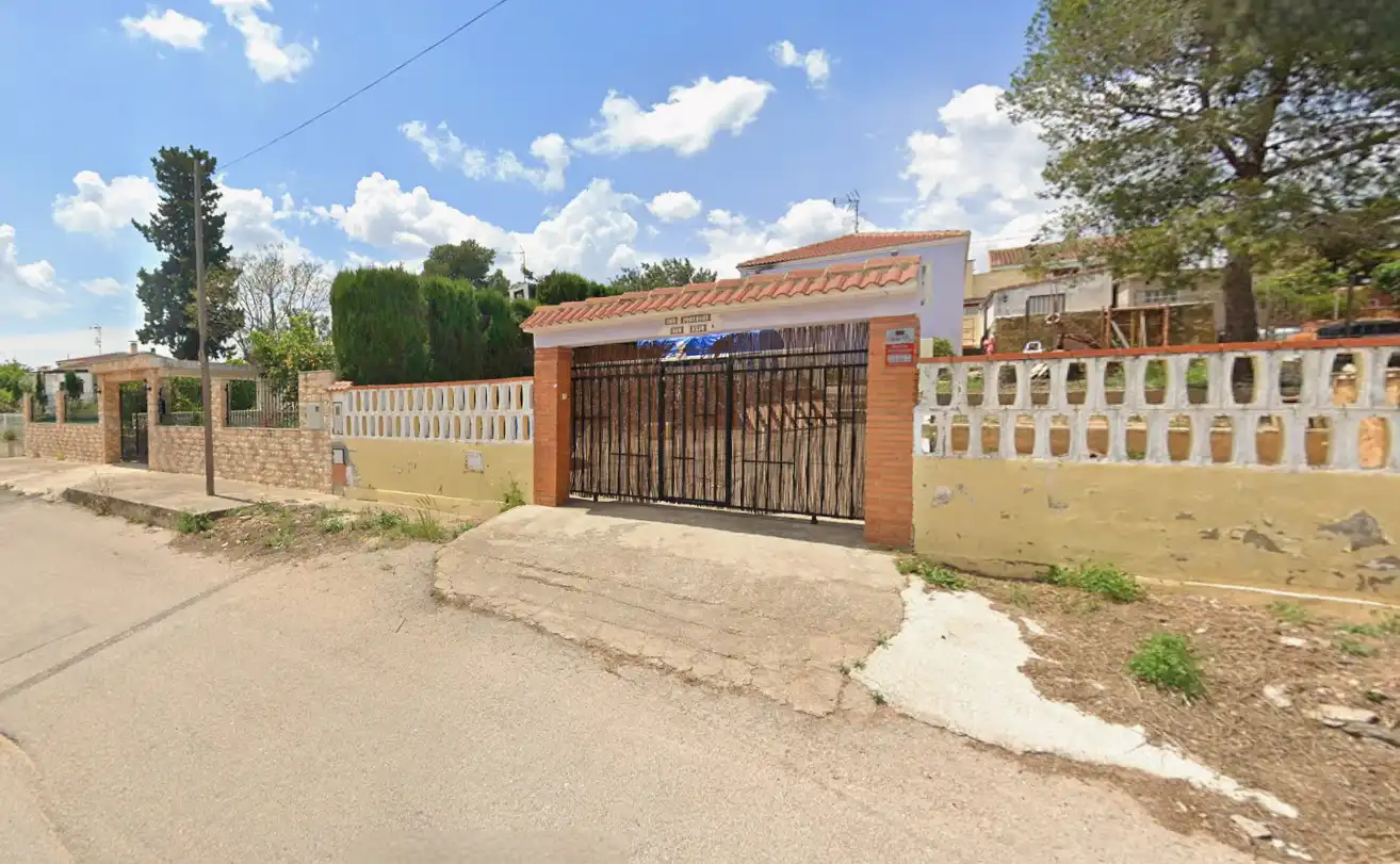 Vista exterior de Casa o xalet en venda en Llombai