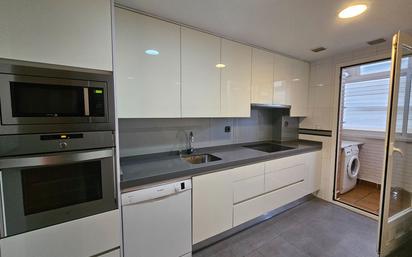 Kitchen of Flat to rent in Boadilla del Monte  with Air Conditioner and Terrace