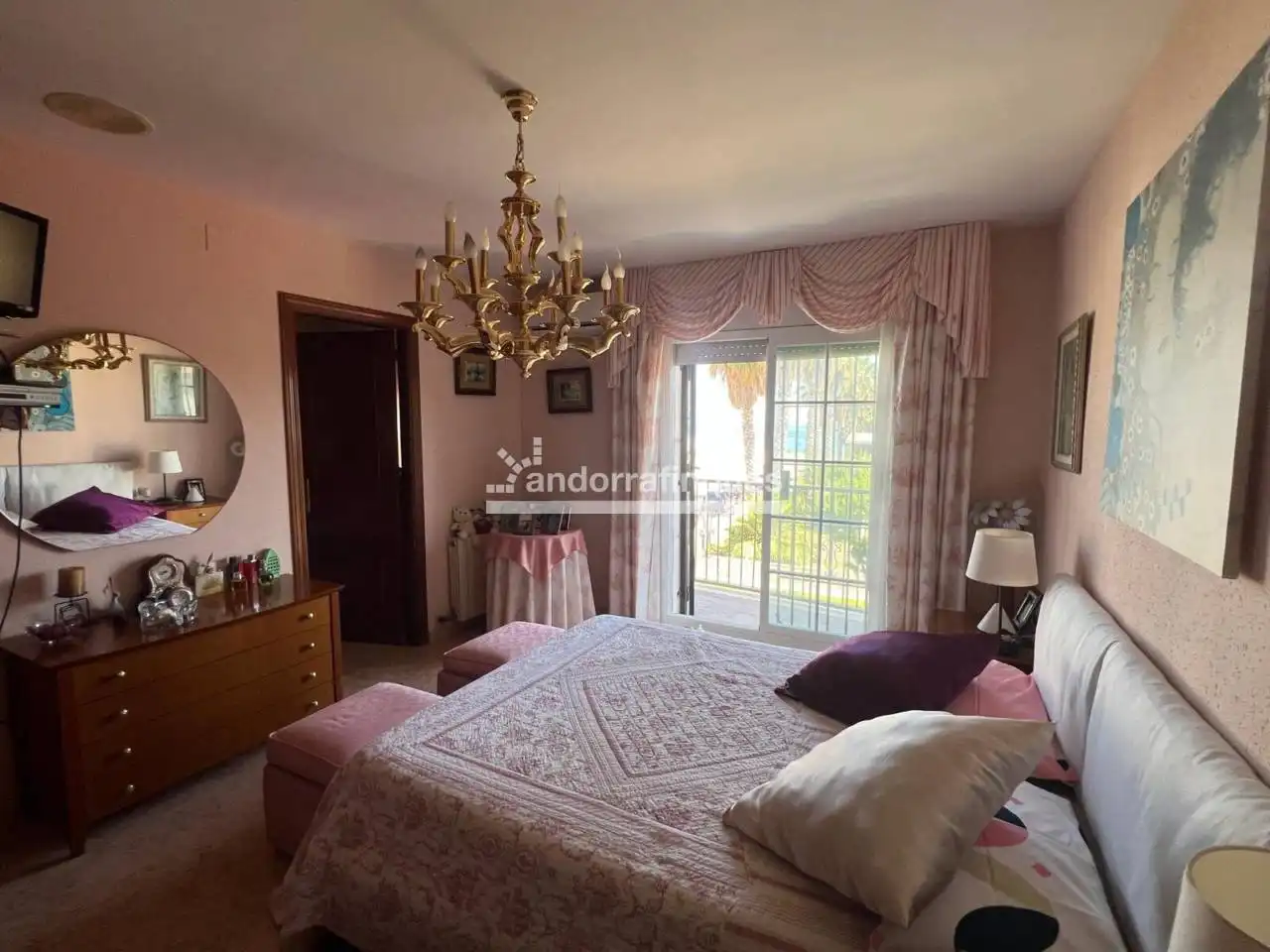 Dormitori de Casa o xalet en venda en Vilassar de Mar amb Jardí privat, Terrassa i Piscina