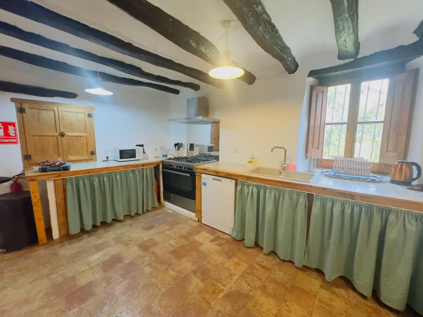 Cocina de Finca rústica en venta en Sant Sadurní d'Anoia con Aire acondicionado, Jardín privado y Terraza
