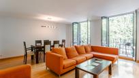 Living room of Flat for sale in  Pamplona / Iruña  with Air Conditioner and Balcony