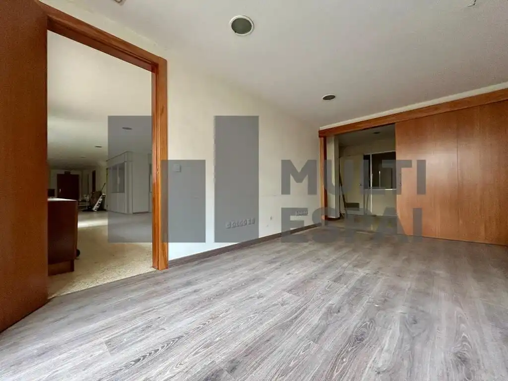 Büro zur Miete in Barcelona mit Klimaanlage und Terrasse