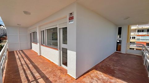 Foto 4 de Piso en venta en Calle Eurosol, 22, La Carihuela - Los Nidos, Torremolinos