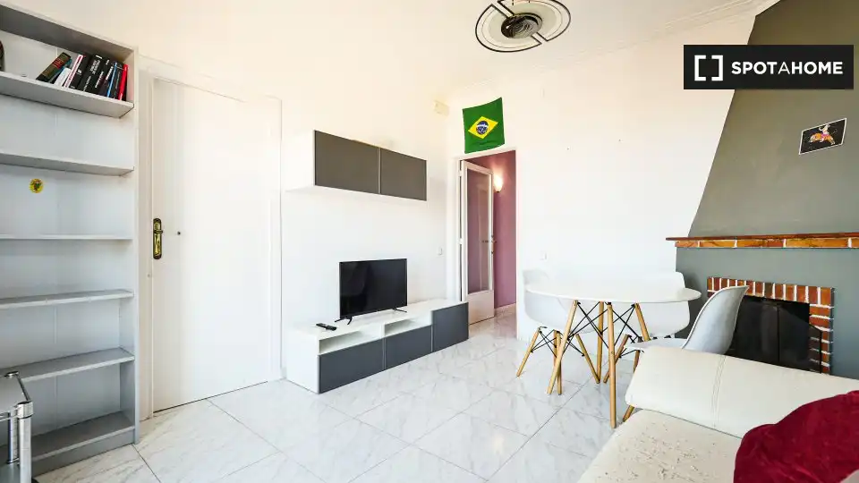 Wohnung zur Miete in La Salut