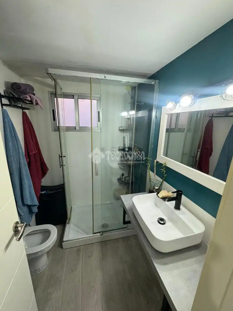 Baño de Piso en venta en Córdoba con Aire acondicionado, Parquet y Amueblado