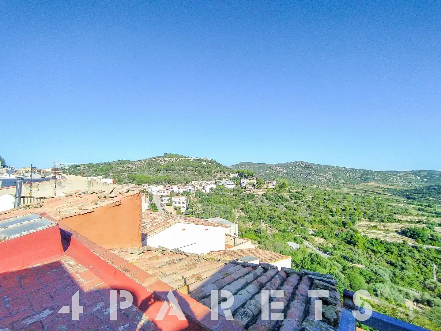 Vista exterior de Casa adosada en venta en Cervera del Maestre con Terraza, Trastero y Horno
