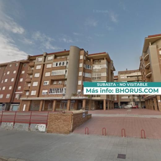 Vista exterior de Pis en venda en León Capital 