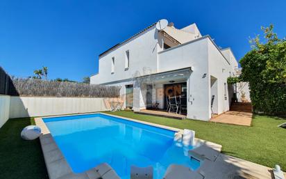 Exterior view of Single-family semi-detached for sale in Calafell  with Air Conditioner, Heating and Private garden