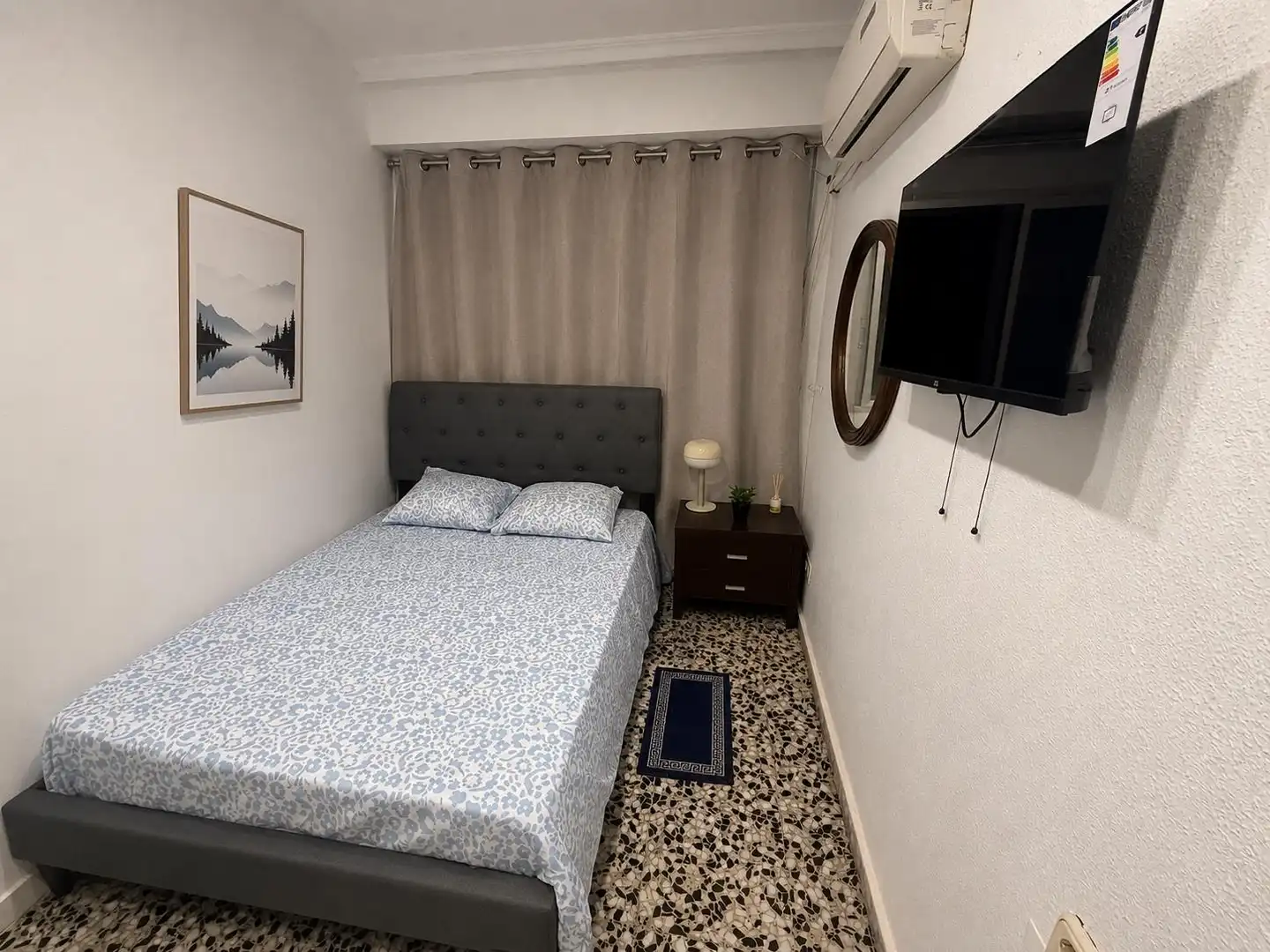 Habitación de Piso para compartir en Massanassa con Aire acondicionado y Amueblado
