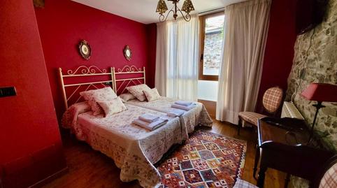 Photo 2 of Country homes for sale in Molinaseca, León