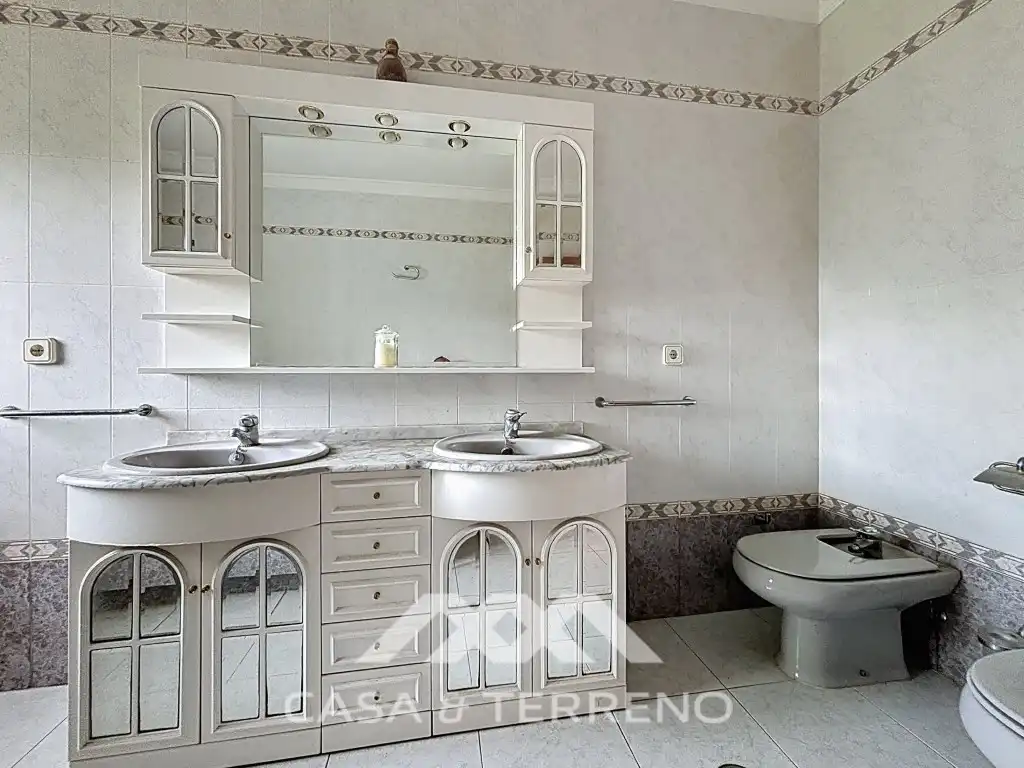Baño de Casa o chalet en venta en Vélez-Málaga con Aire acondicionado, Jardín privado y Terraza
