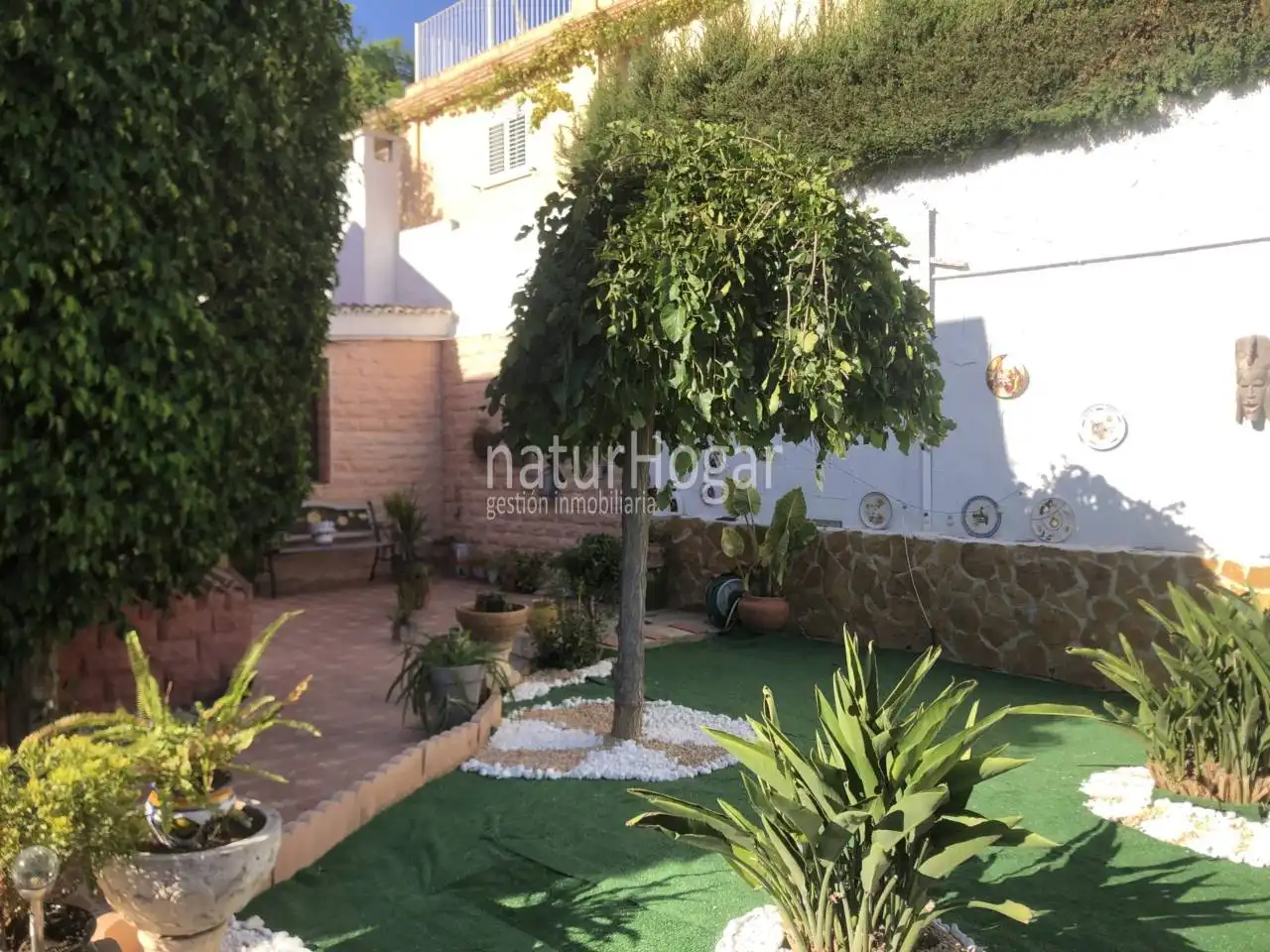 Jardí de Casa o xalet de lloguer en Paterna amb Aire condicionat, Calefacció i Jardí privat