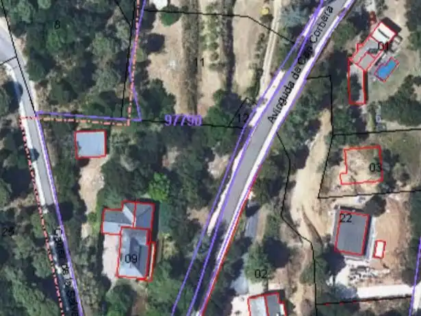 Terreno residencial en venta en Avinguda de Can Corbera 22, imagen 2