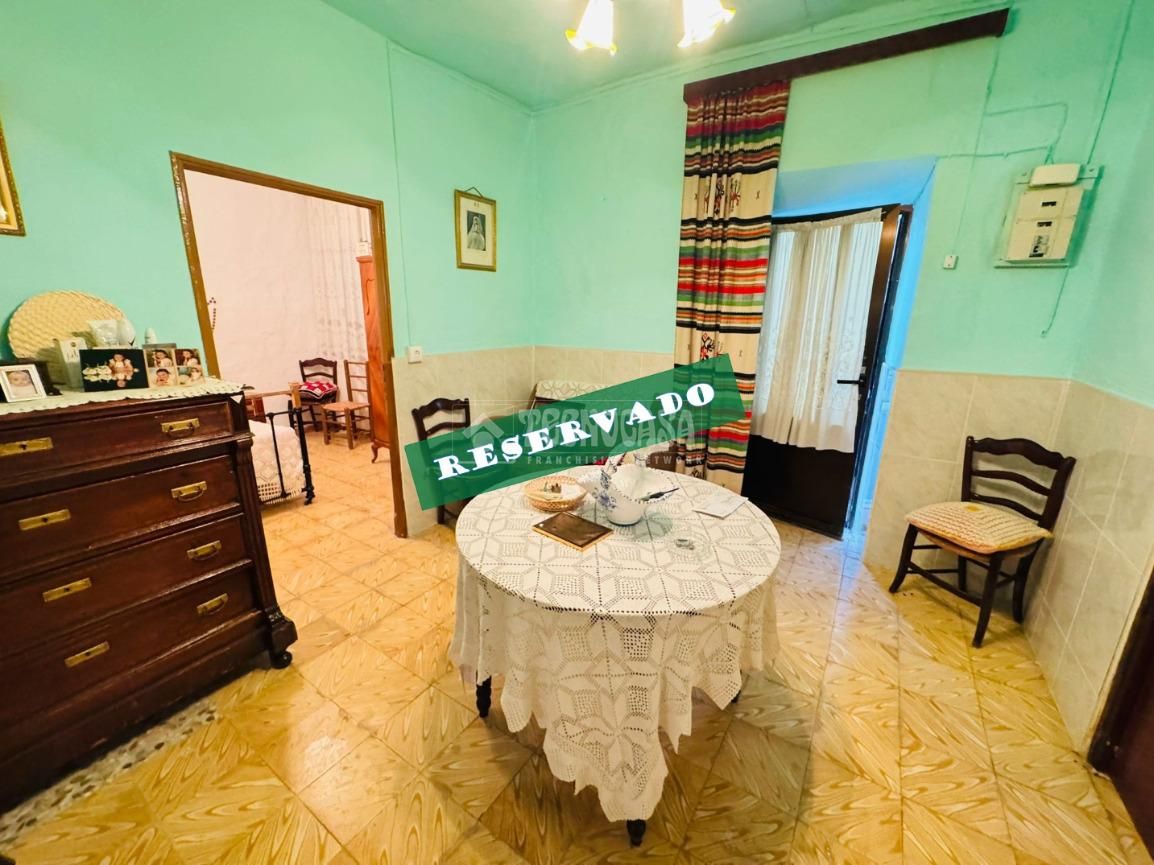 Menjador de Casa adosada en venda en Pulgar amb Aire condicionat