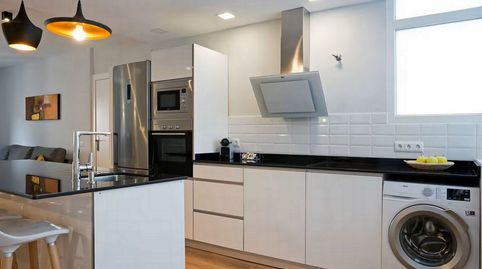 Foto 4 de Apartament de lloguer a La Goleta - San Felipe Neri, Málaga Capital