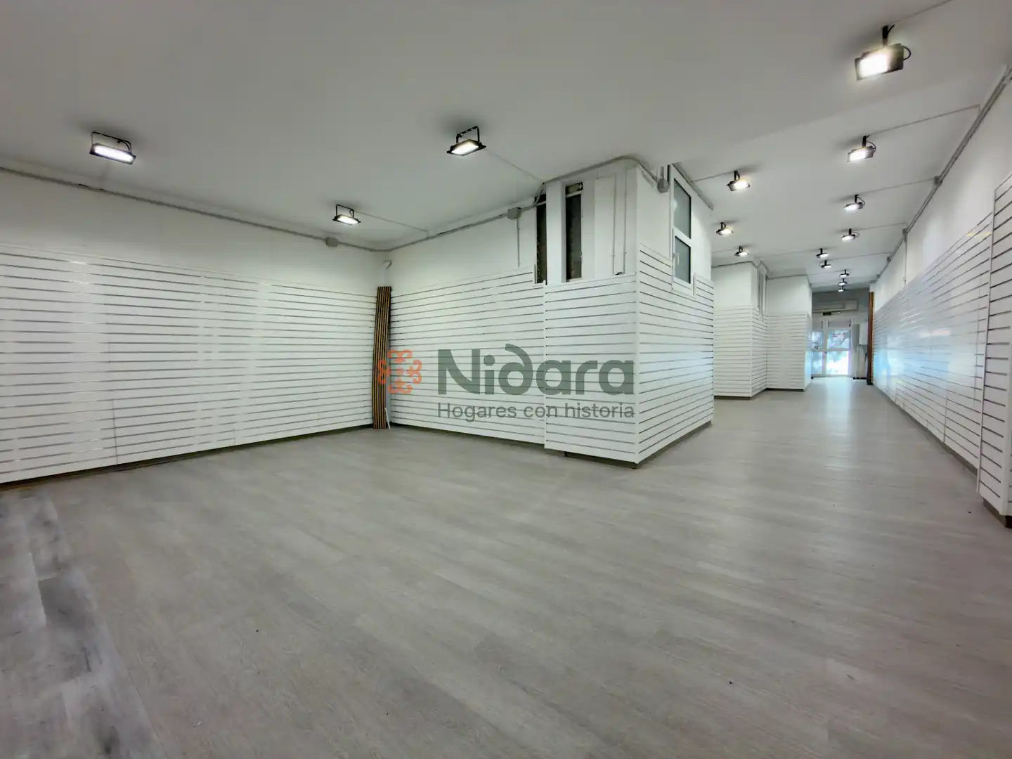 Local comercial de lloguer a Carrer de Floridablanca, imagen 16