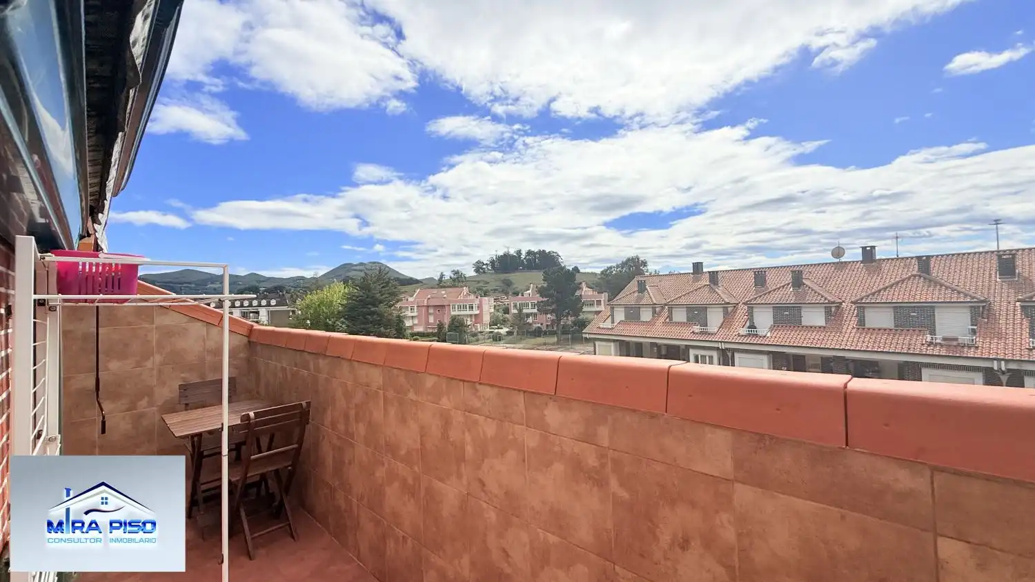 Terraza de Dúplex en venta en Argoños  con Calefacción, Terraza y Trastero