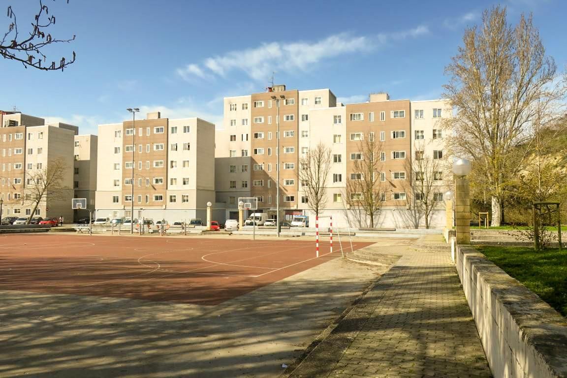 Vista exterior de Pis en venda en  Pamplona / Iruña amb Calefacció