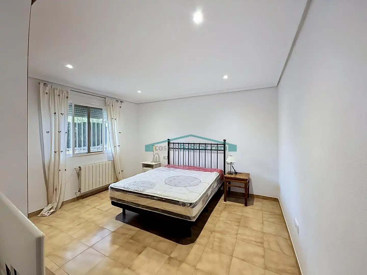 Bedroom of Houses for rent in Paterna  with Heating, Private garden and Terrace