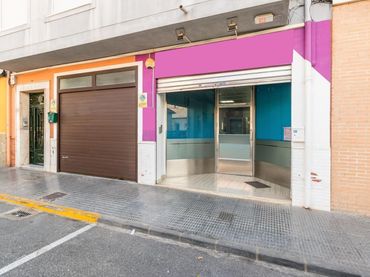 Local commercial à louer à Calle Calle Santos Abdón y Senent 7