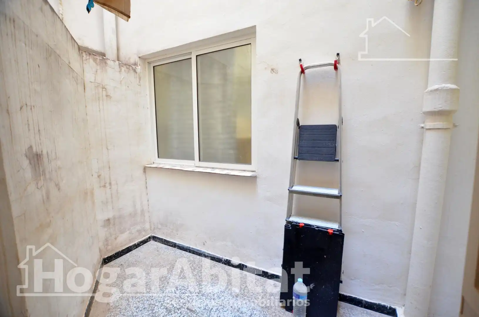 Außenansicht von Wohnung zum Verkauf in Alicante / Alacant mit Möbliert