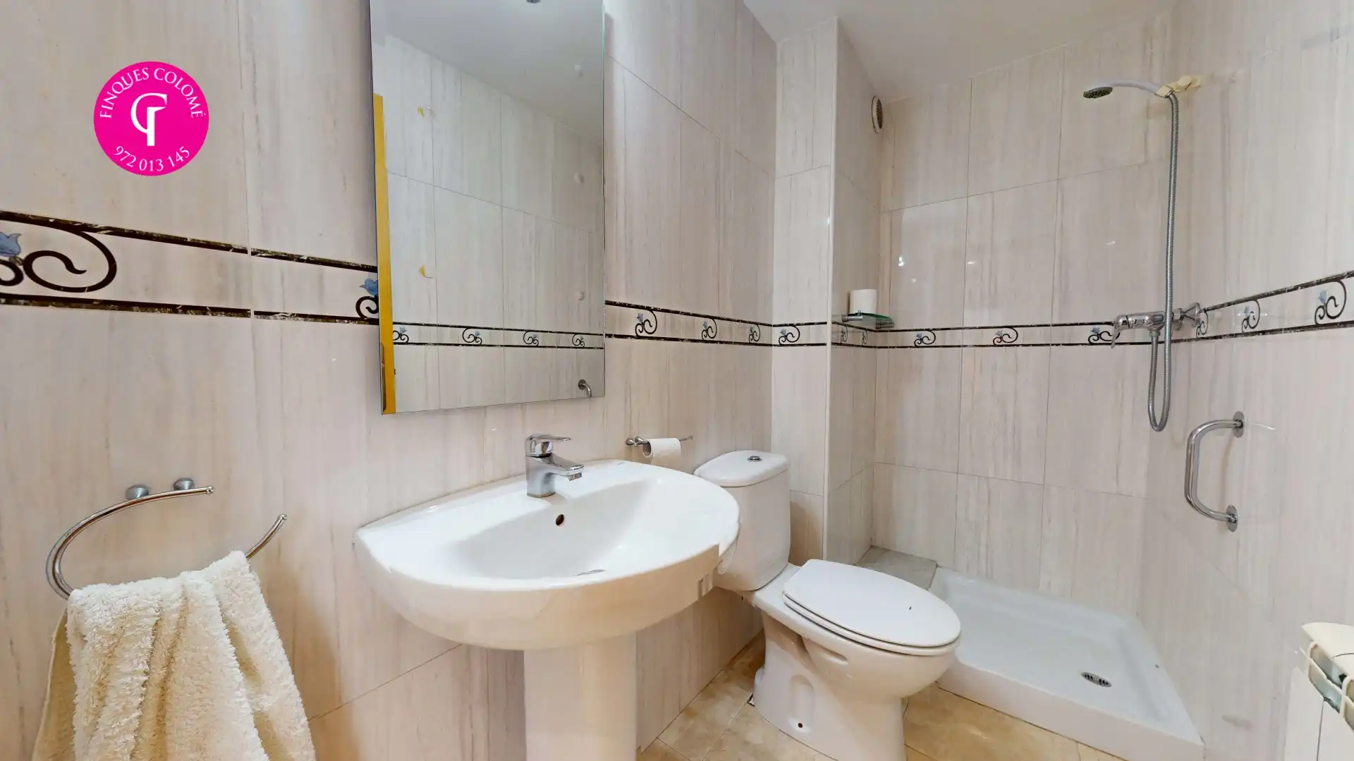 Bathroom of Flat for sale in Sarrià de Ter  with Air Conditioner, Heating and Balcony