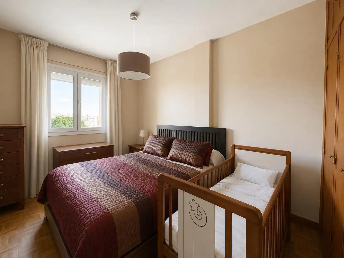 Habitación de Piso en venta en Algeciras con Aire acondicionado, Parquet y Terraza