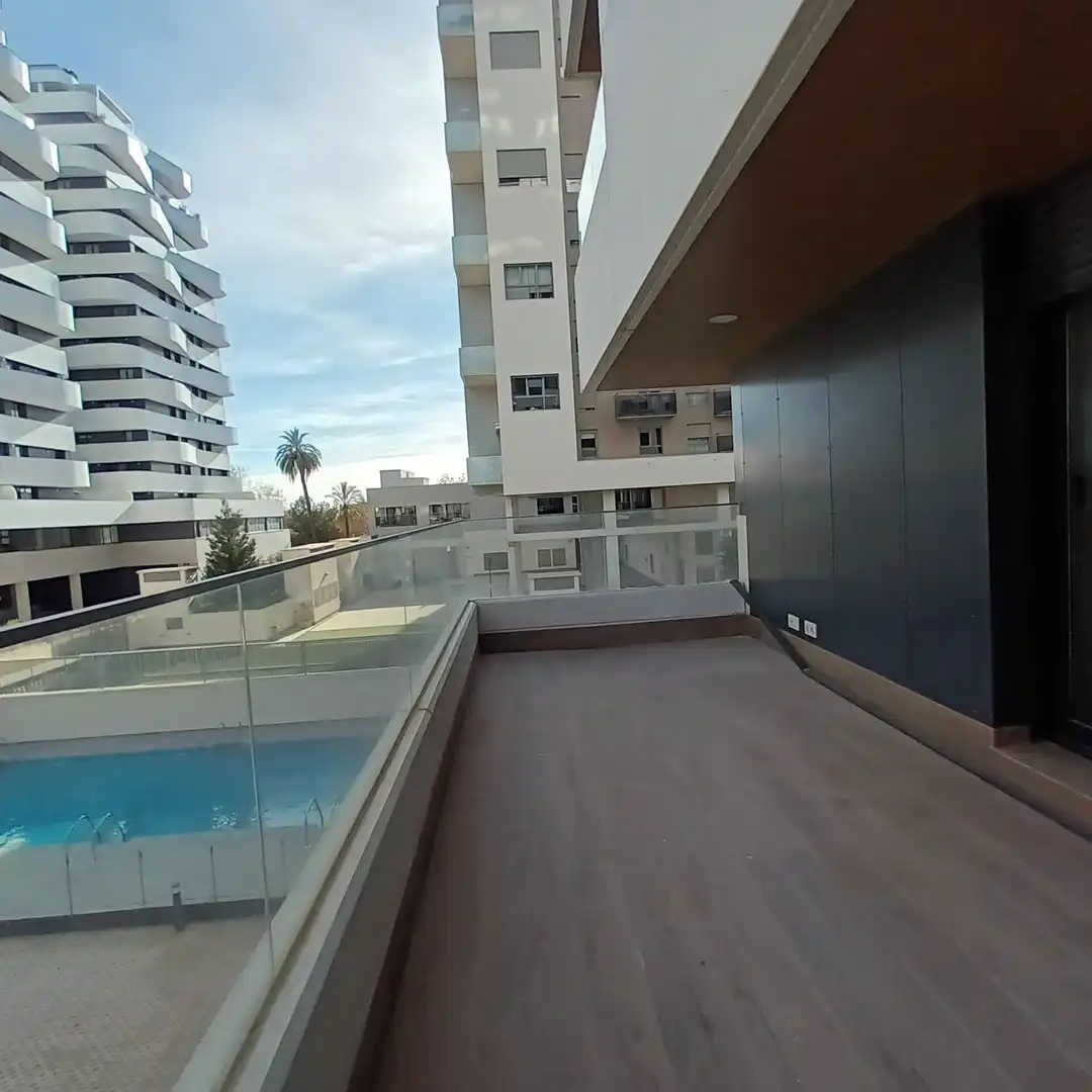 Flat for rent in Ciutat de les Ciències i de les Arts - Justicia