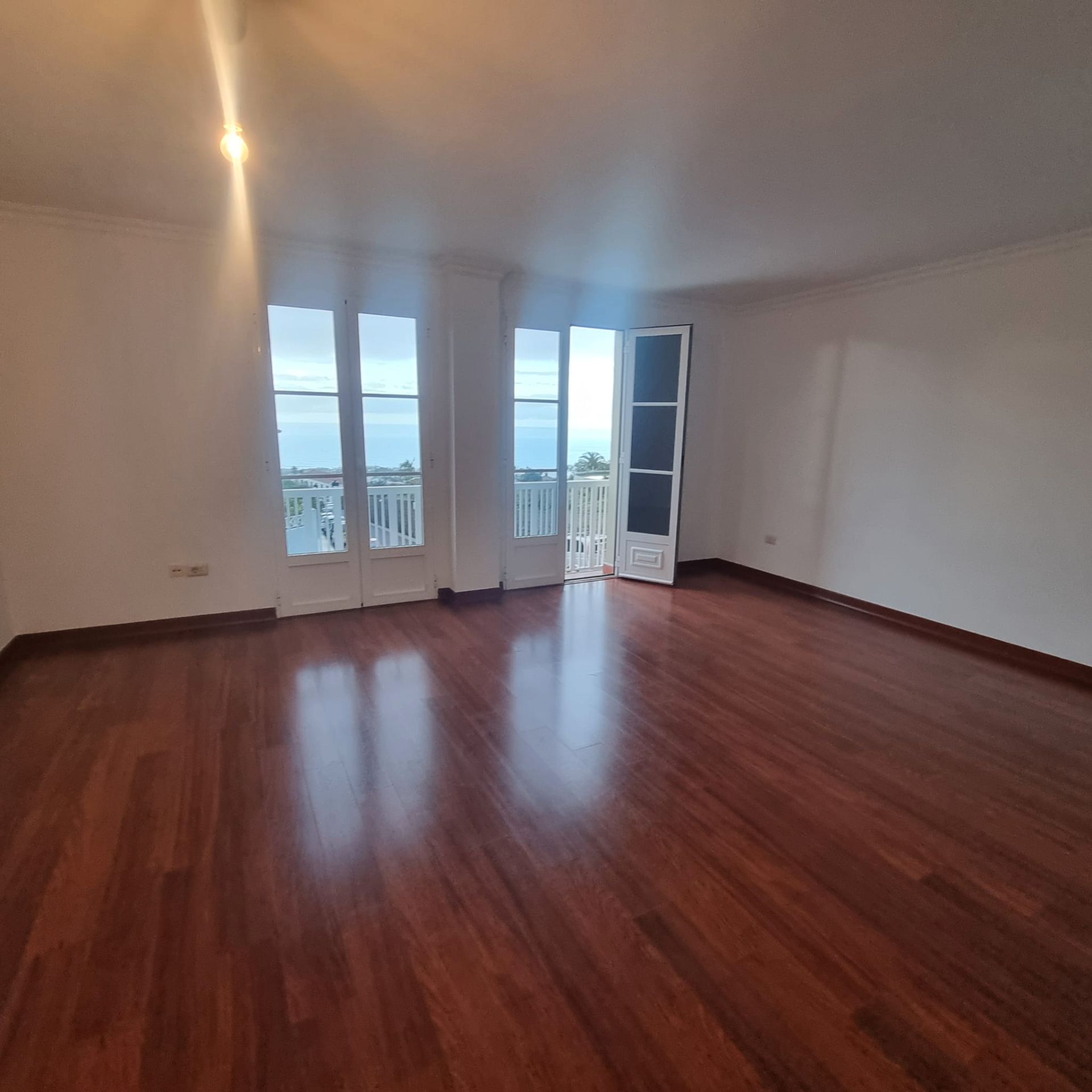 Sala d'estar de Pis de lloguer en La Orotava amb Parquet, Forn i Rentadora