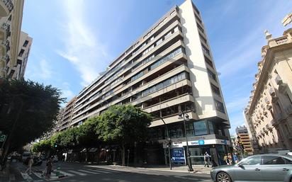 Vista exterior de Pis en venda en  Valencia Capital amb Aire condicionat i Balcó