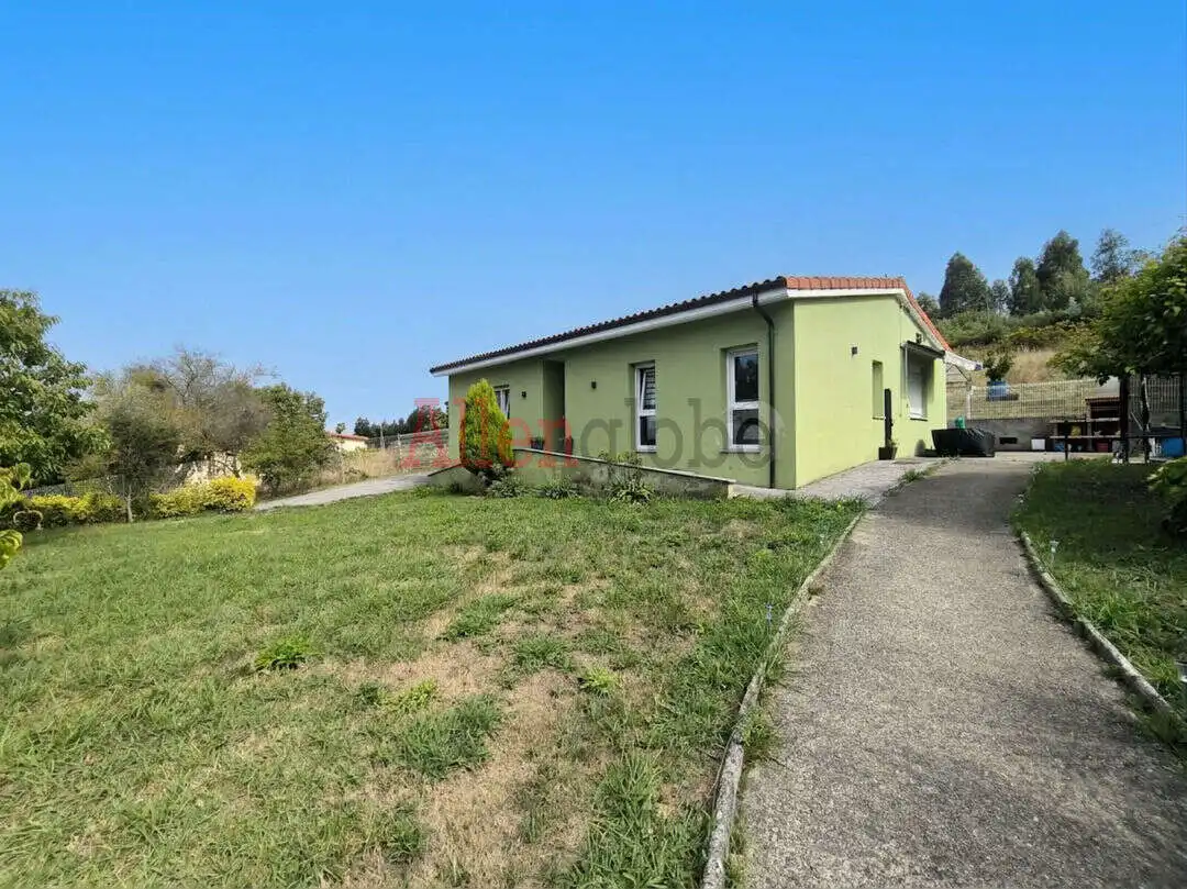 Casa amb jardí en venda a Carretera Avilés - Grado. La Laguna, imagen 2