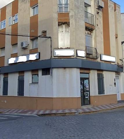 Local comercial en Venta en Navalvillar de Pela